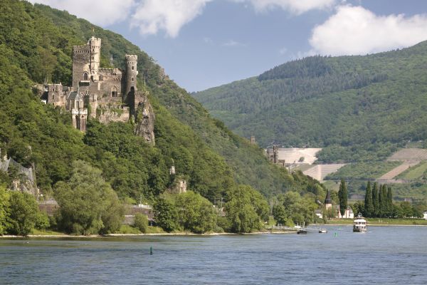 Burg Reichenstein - Foto: cmfotoworks - Fotolia