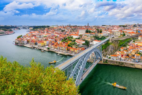 Porto und der Fluss Douro (Portugal) - Foto: Sean Pavone 2016 - Fotolia