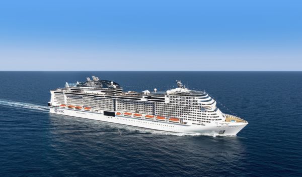 MSC Merviglia im Meer