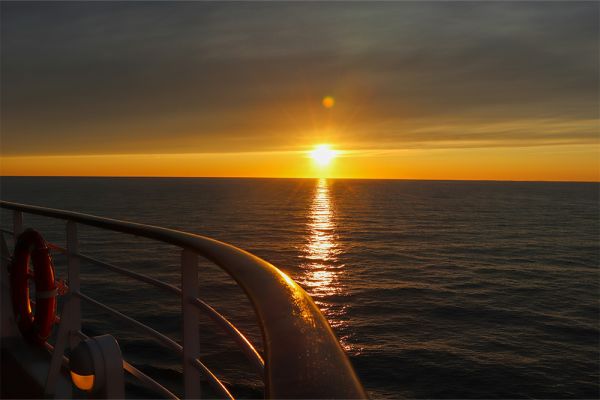 Sonnenuntergang_von_Bord