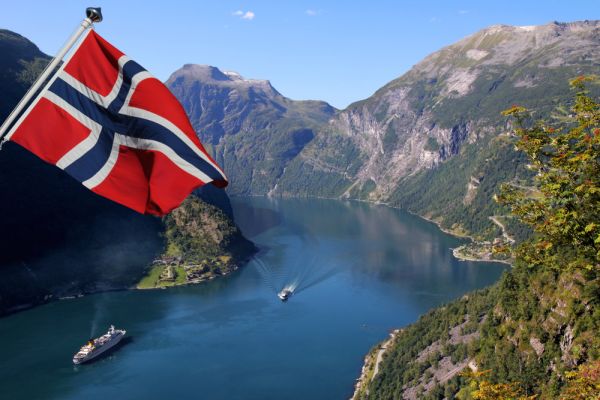 Großes Abenteuer durch die Fjorde