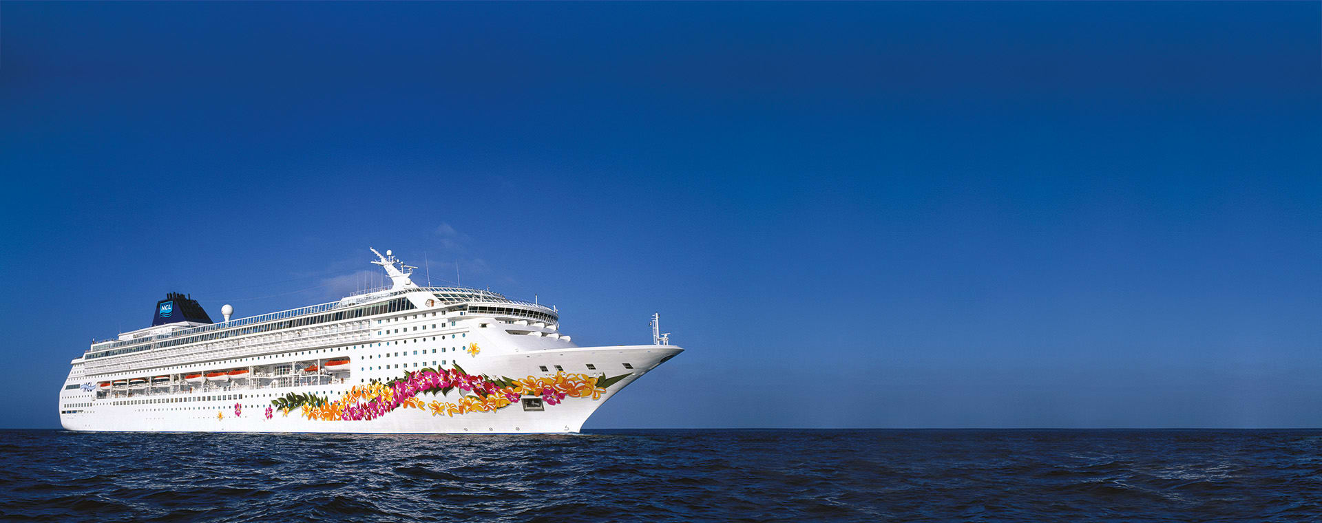 PAUSCHALREISE: Durch das Rote Meer in den Orient