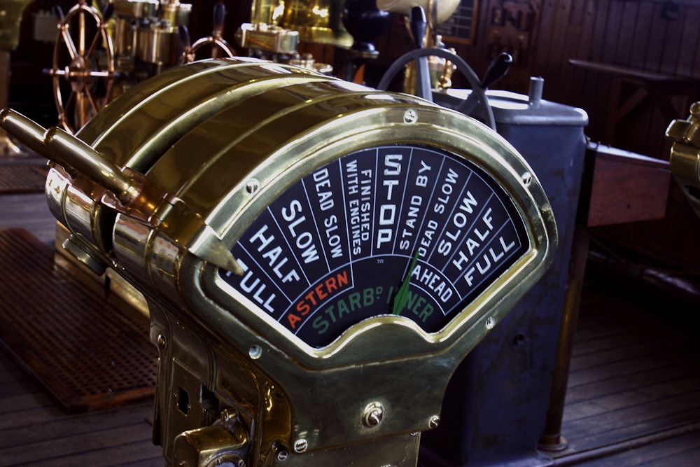 Besuchen Sie an Bord eine der "Hinter den Kulissen"-Touren