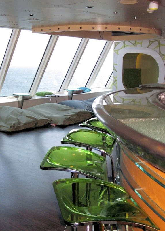 Teens Lounge der Mein Schiff 2 Teens können in der Teenslounge abschalten