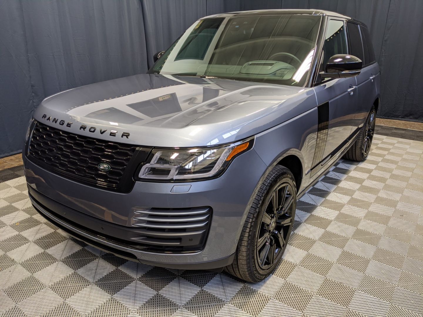 New 2021 Land Rover Range Rover Westminster L217729 | Calgary Alberta