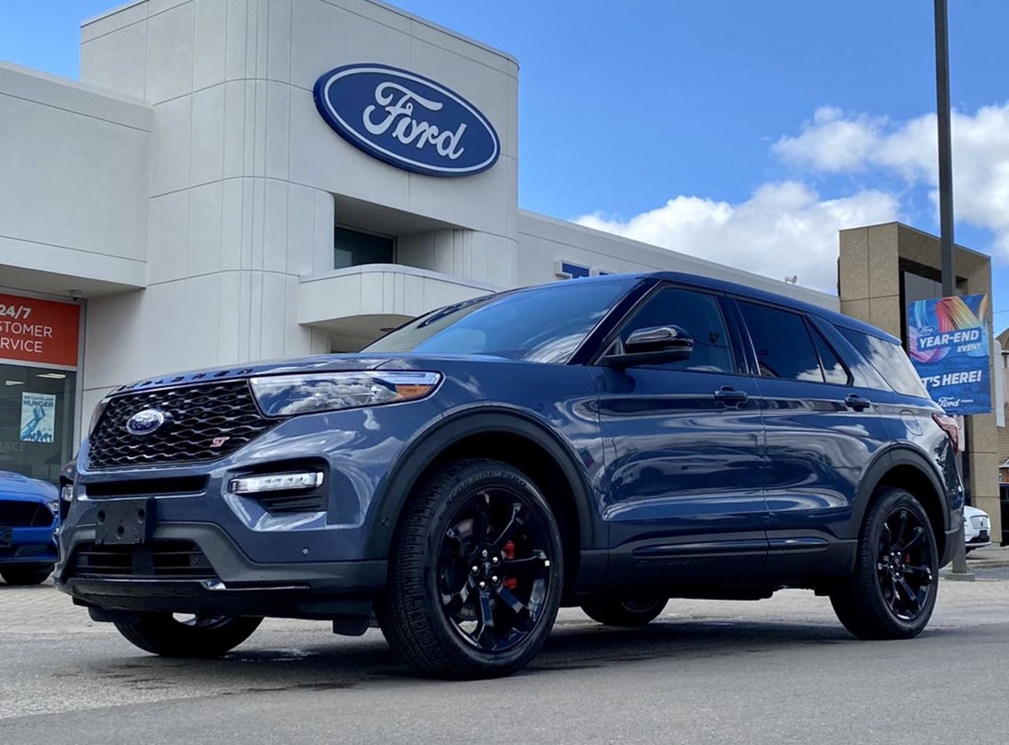 New 21 Ford Explorer St 21xp5653 Burlington Ontario Go Auto