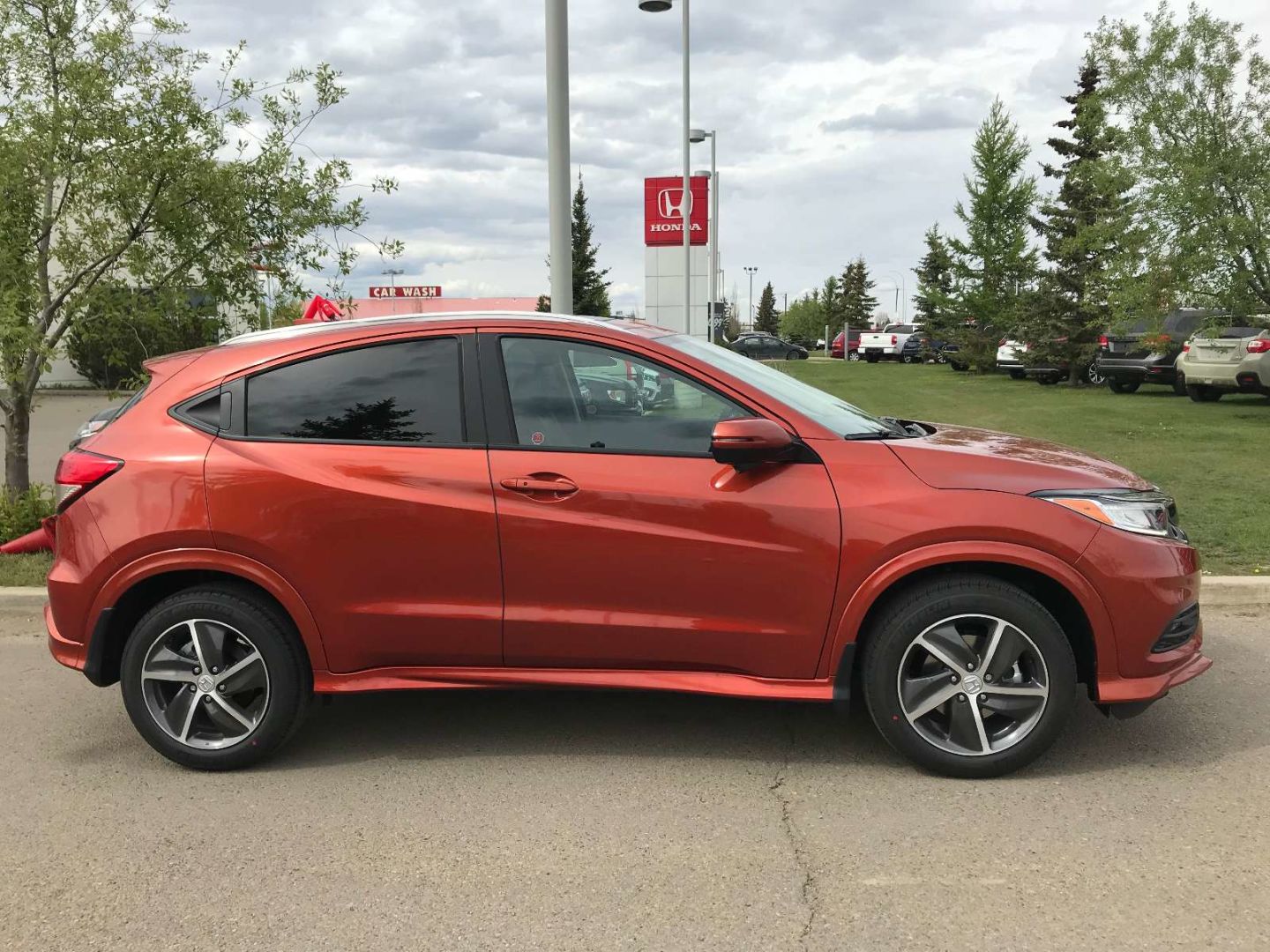 New 2019 Honda Hr V Touring 19hv4897 Red Deer Alberta Go Auto