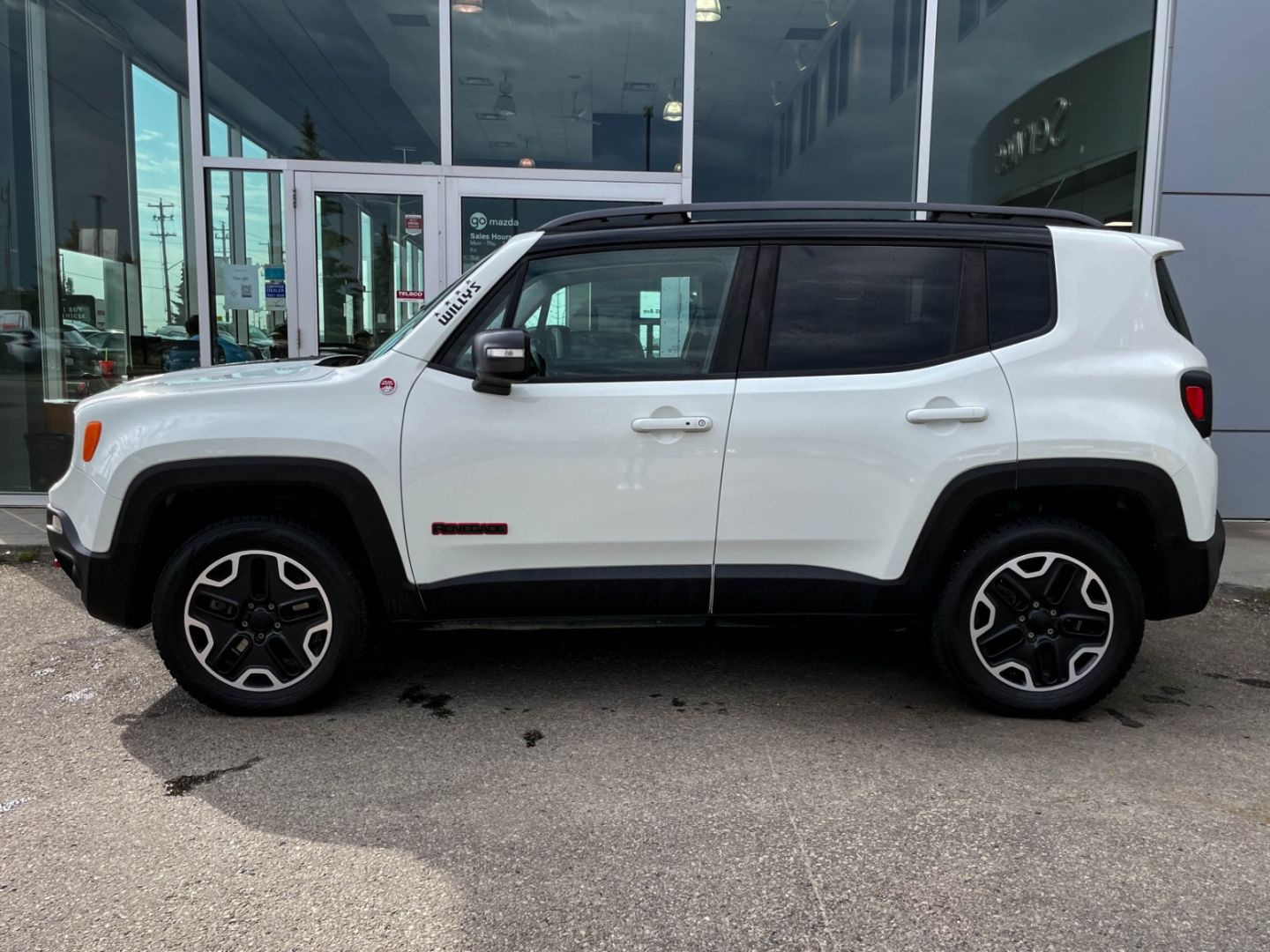 Used 2015 Jeep Renegade Trailhawk PT8514 Edmonton Alberta Go Auto