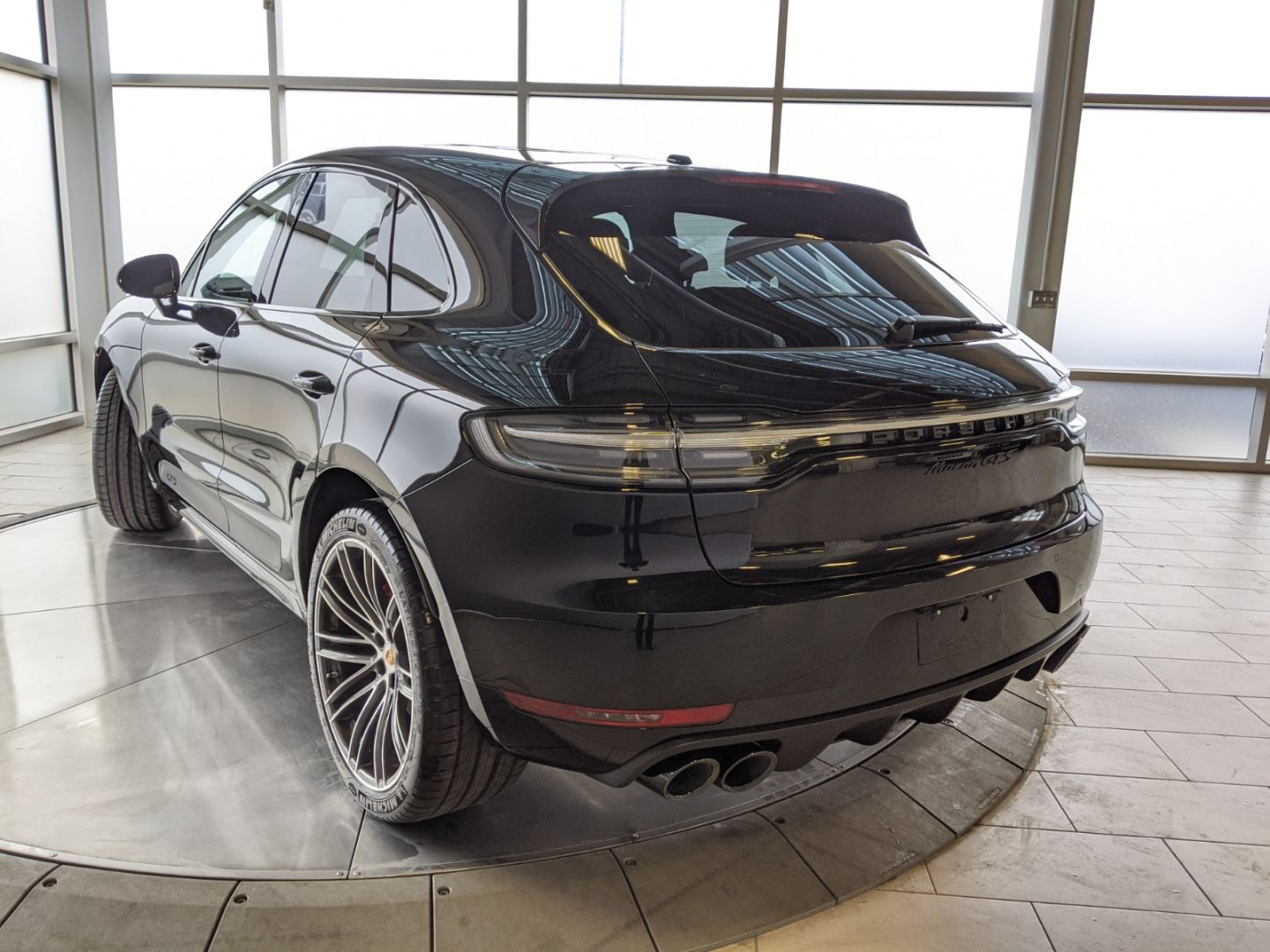 New 2021 Porsche Macan GTS 21MAC2277 | Edmonton Alberta | Go Auto