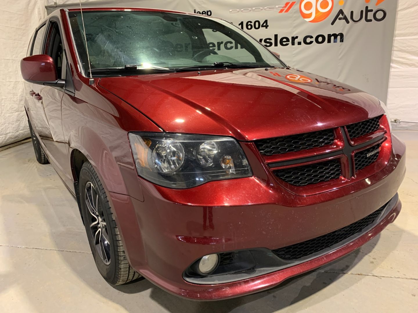 2019 dodge caravan charging port