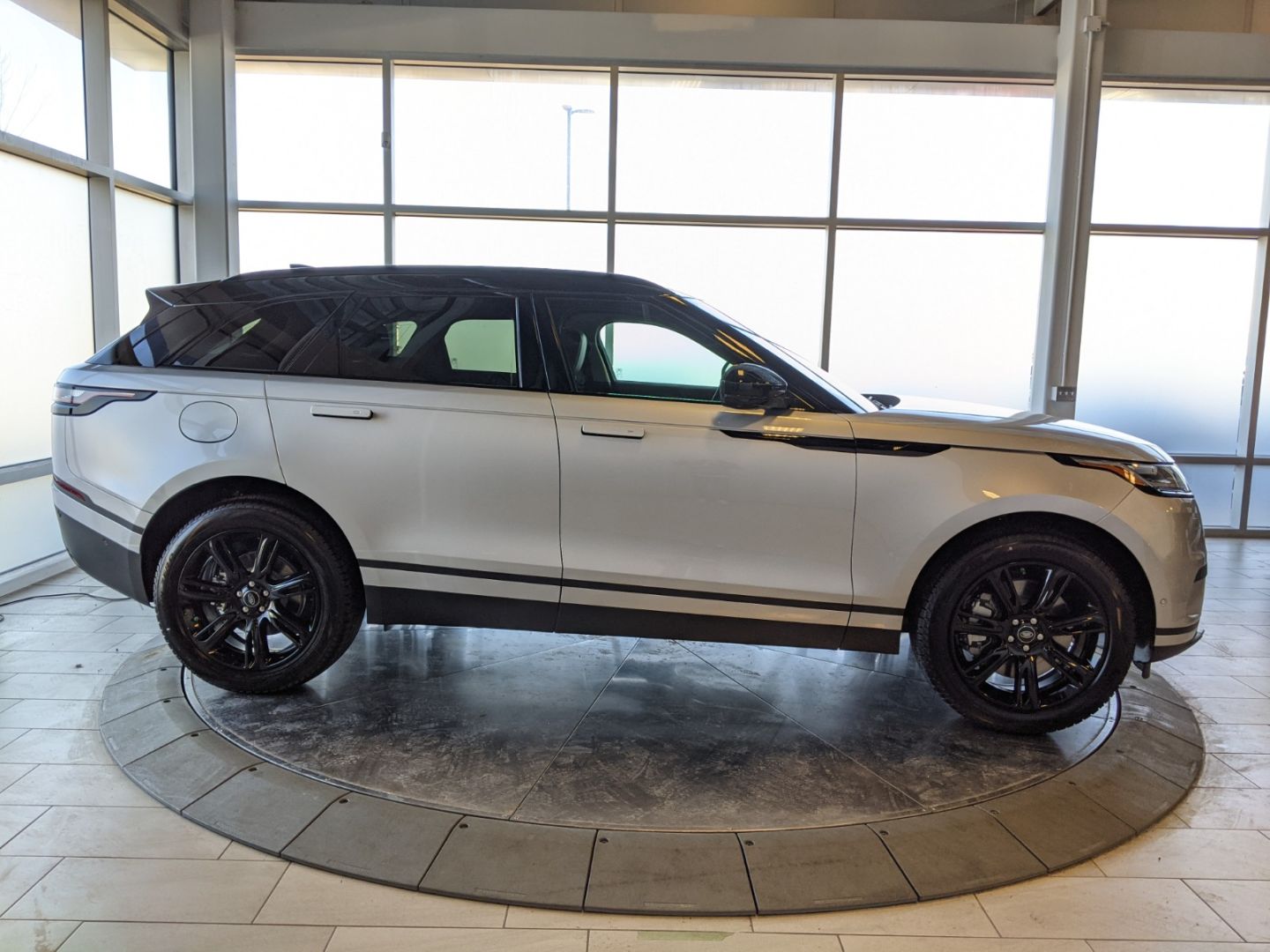 New 2021 Land Rover Range Rover Velar S L18682 Edmonton Alberta Go Auto