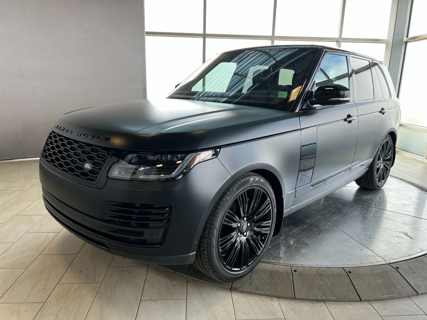 New 2022 Land Rover Range Rover Westminster L222319 Edmonton Alberta Go Auto
