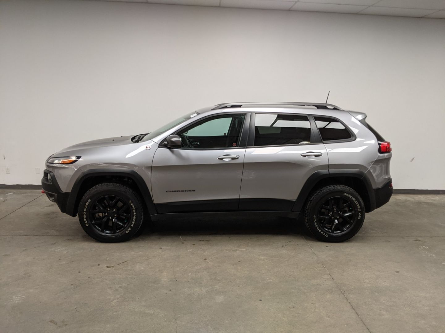 Used 2018 Jeep Cherokee Trailhawk PL3857A Edmonton Alberta Go Auto