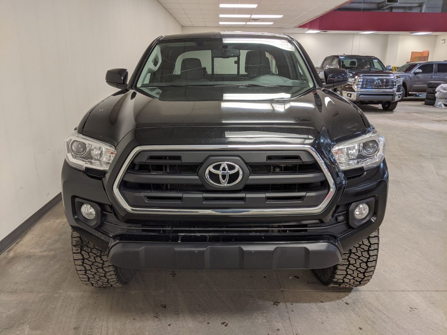 Used 2017 Toyota Tacoma SR5 PW2736 | Edmonton Alberta | Go Auto