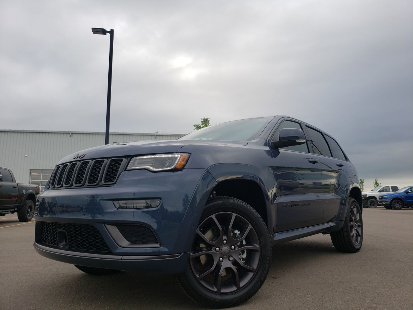 New 21 Jeep Grand Cherokee High Altitude 21j1595 Red Deer Alberta Go Auto