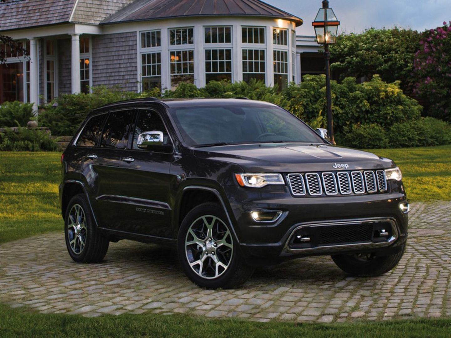 New 2021 Jeep Grand Cherokee Limited X T21j7029 Red Deer Alberta Go