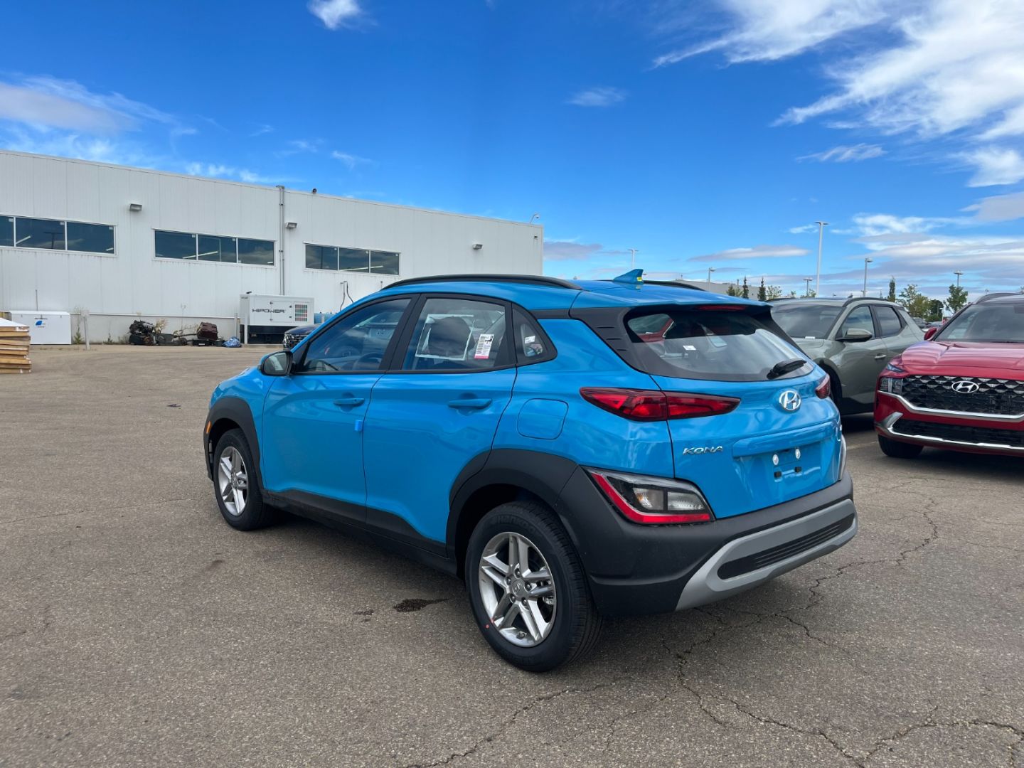 New 2023 Hyundai Kona Essential 23KO4980 | Edmonton Alberta | Go Auto