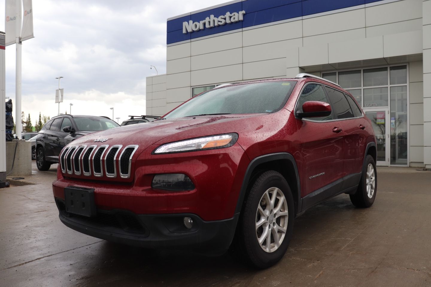 Used 2017 Jeep Cherokee North PT7068 Edmonton Alberta Go Auto