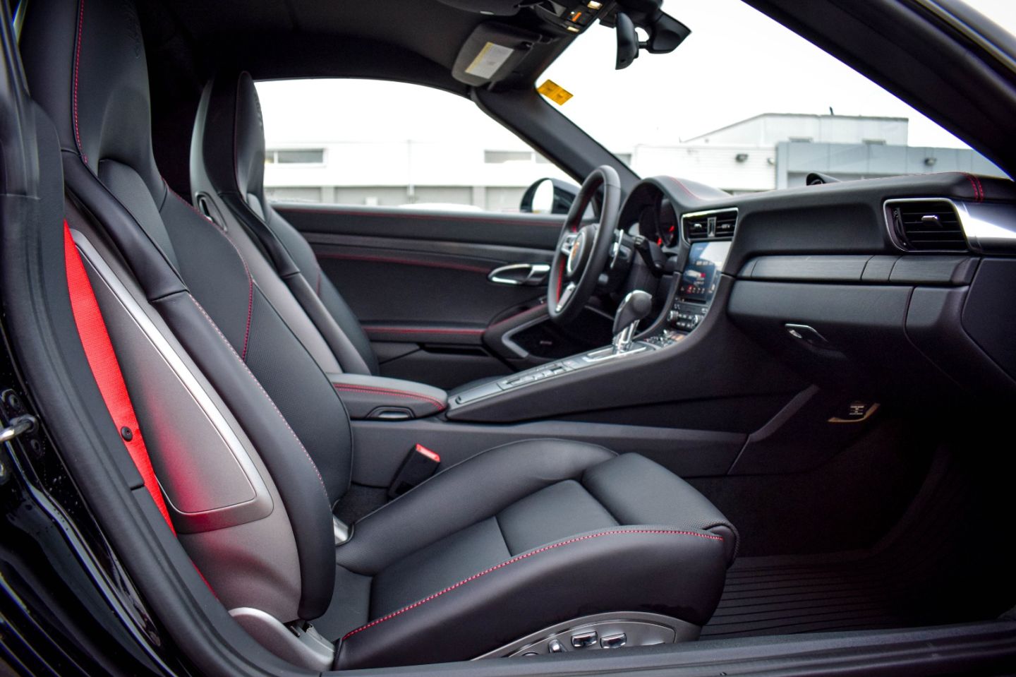 New 2019 Porsche 911 4 Gts 219721 Winnipeg Manitoba Go Auto