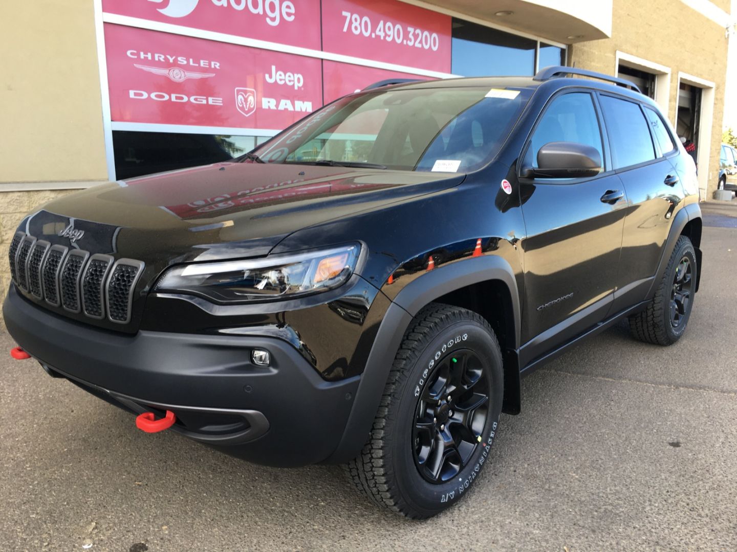 New 2021 Jeep Cherokee Trailhawk 21CH6265 | Edmonton ...
