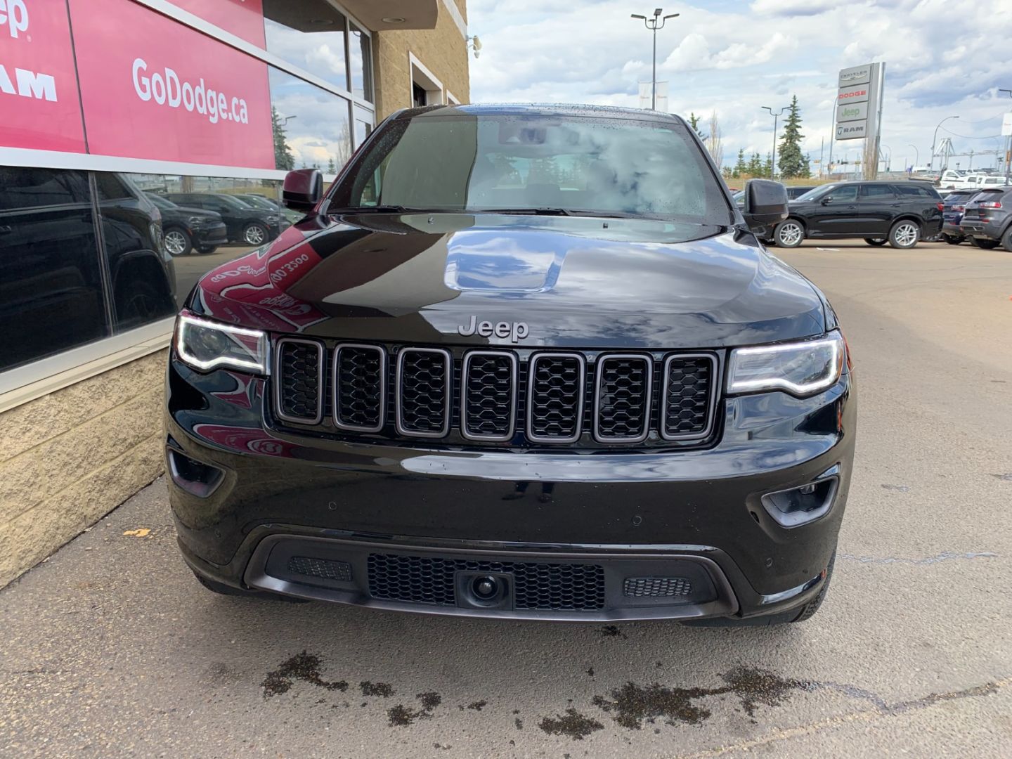 New 21 Jeep Grand Cherokee 80th Anniversary Edition 21gh2406 Edmonton Alberta Go Auto