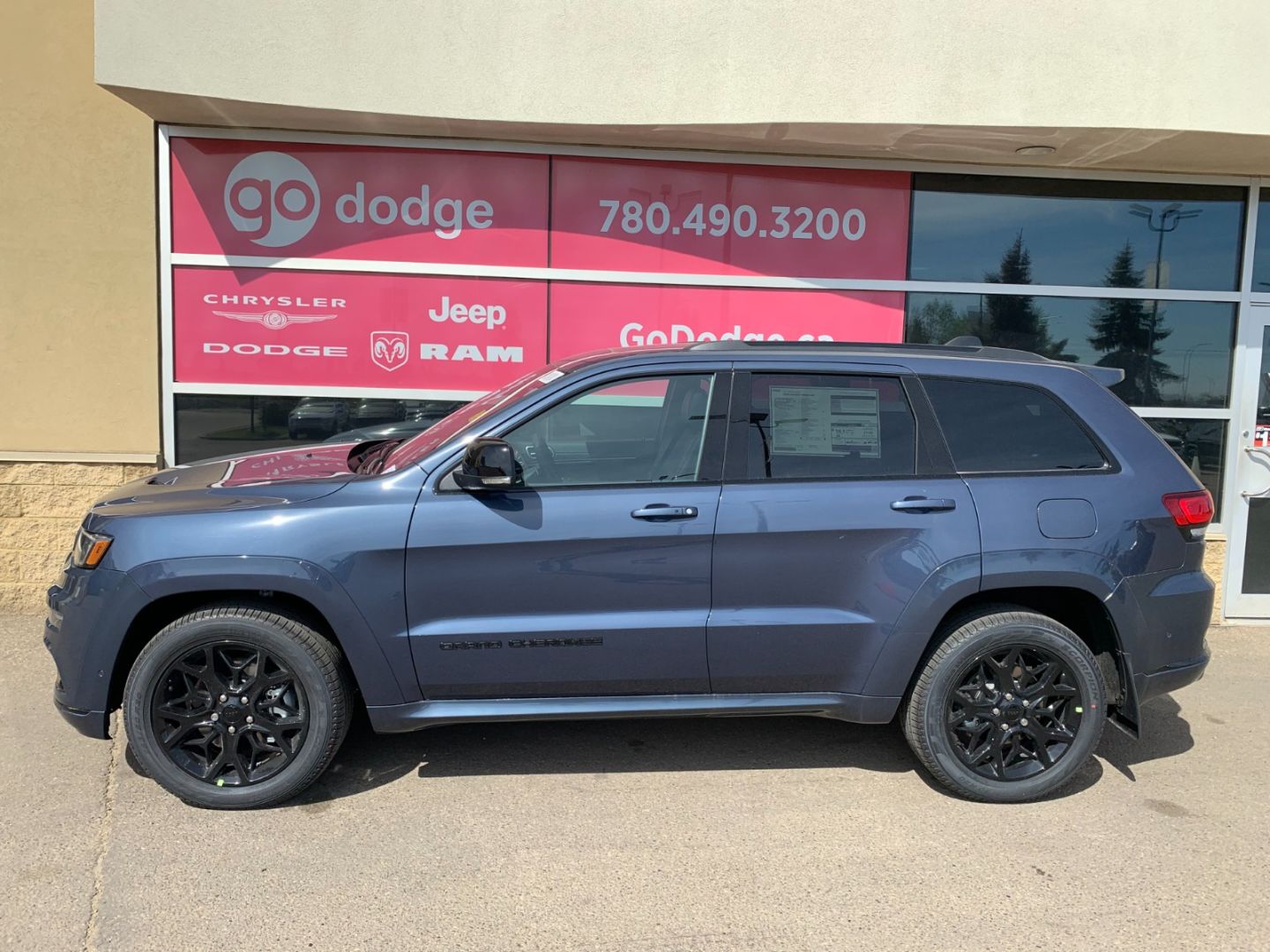 New 21 Jeep Grand Cherokee Limited X 21gh4761 Edmonton Alberta Go Auto