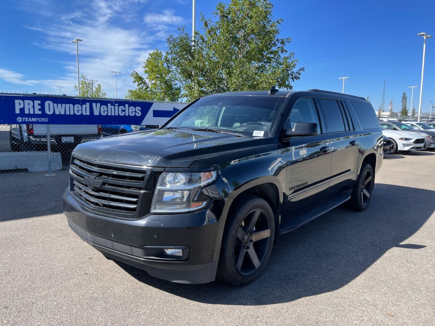 Used 2018 Chevrolet Suburban Premier PW123396 Edmonton Alberta Go Auto