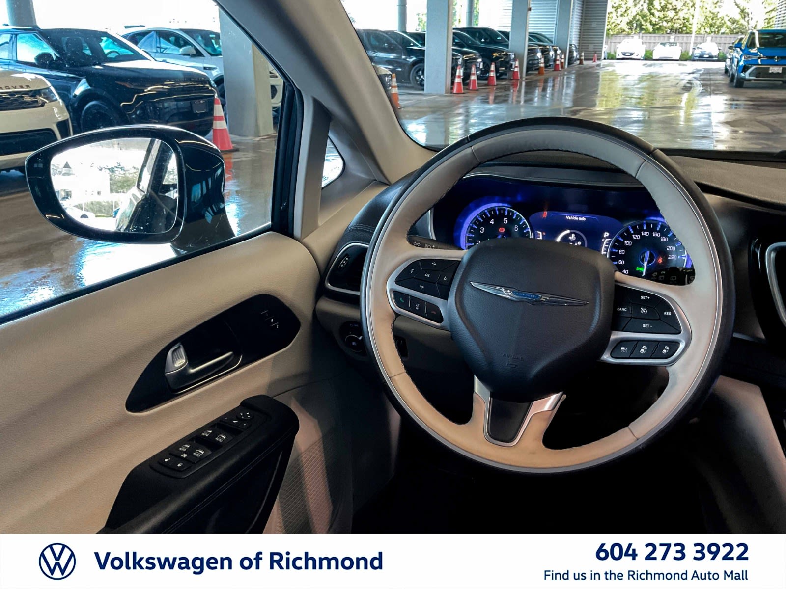 2017 Chrysler Pacifica Limited, Vancouver, Cash