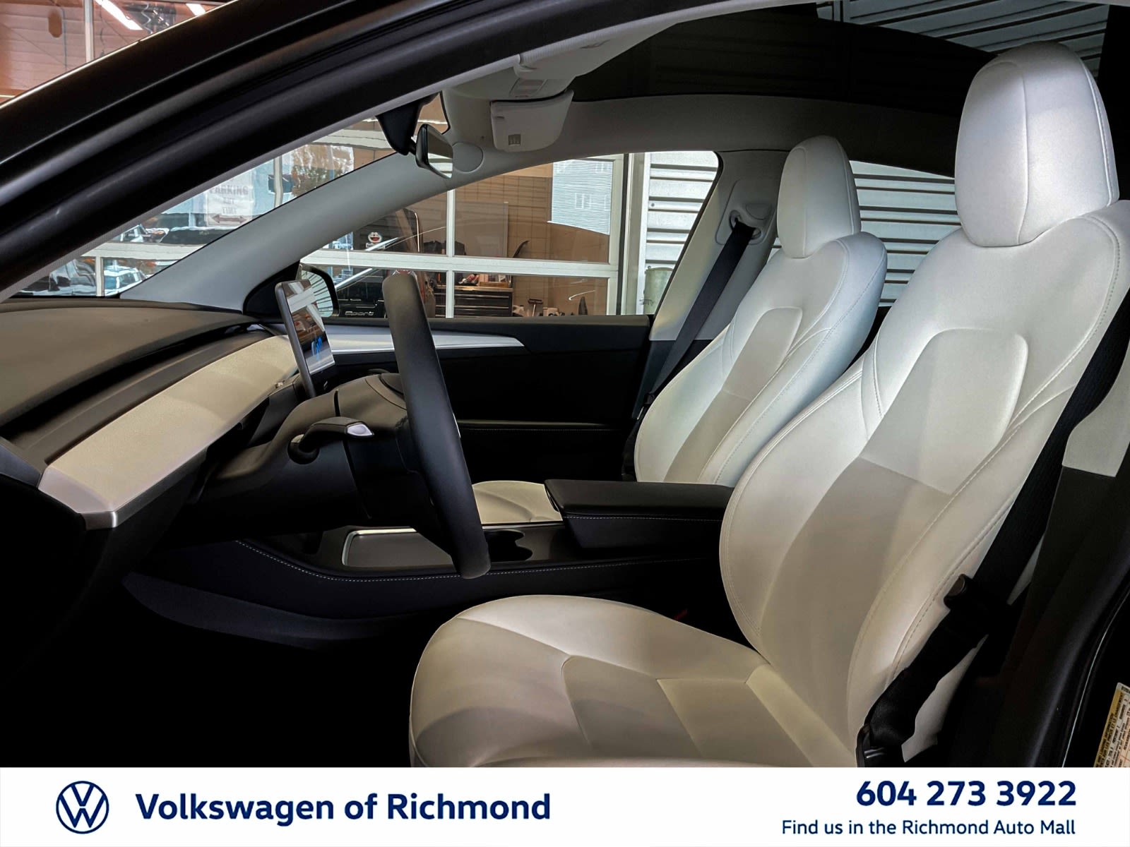 2024 Tesla Model Y RWD *Ltd Avail*, 温哥华, 全款车