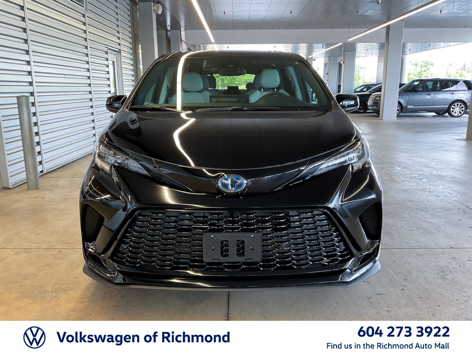 2025 Toyota Sienna XSE, Vancouver, Cash