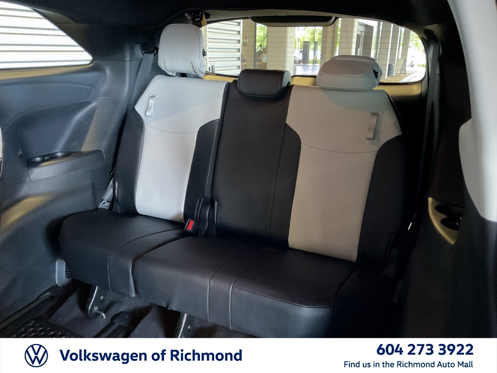 2025 Toyota Sienna XSE, Vancouver, Cash