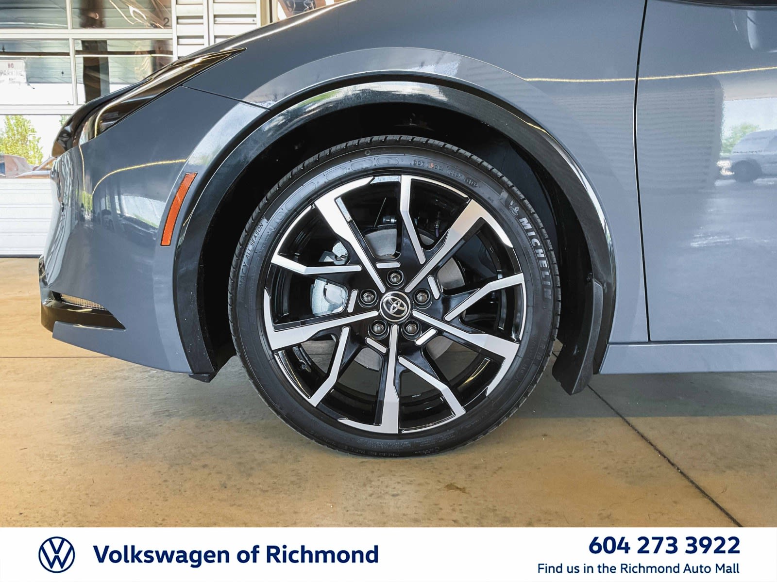 2025 Toyota Prius Plug-In Hybrid SE, 温哥华, 全款车