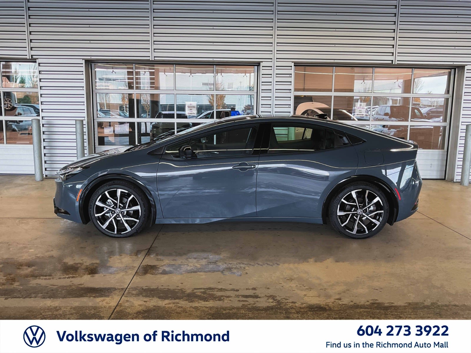 2025 Toyota Prius Plug-In Hybrid XSE, 温哥华, 全款车