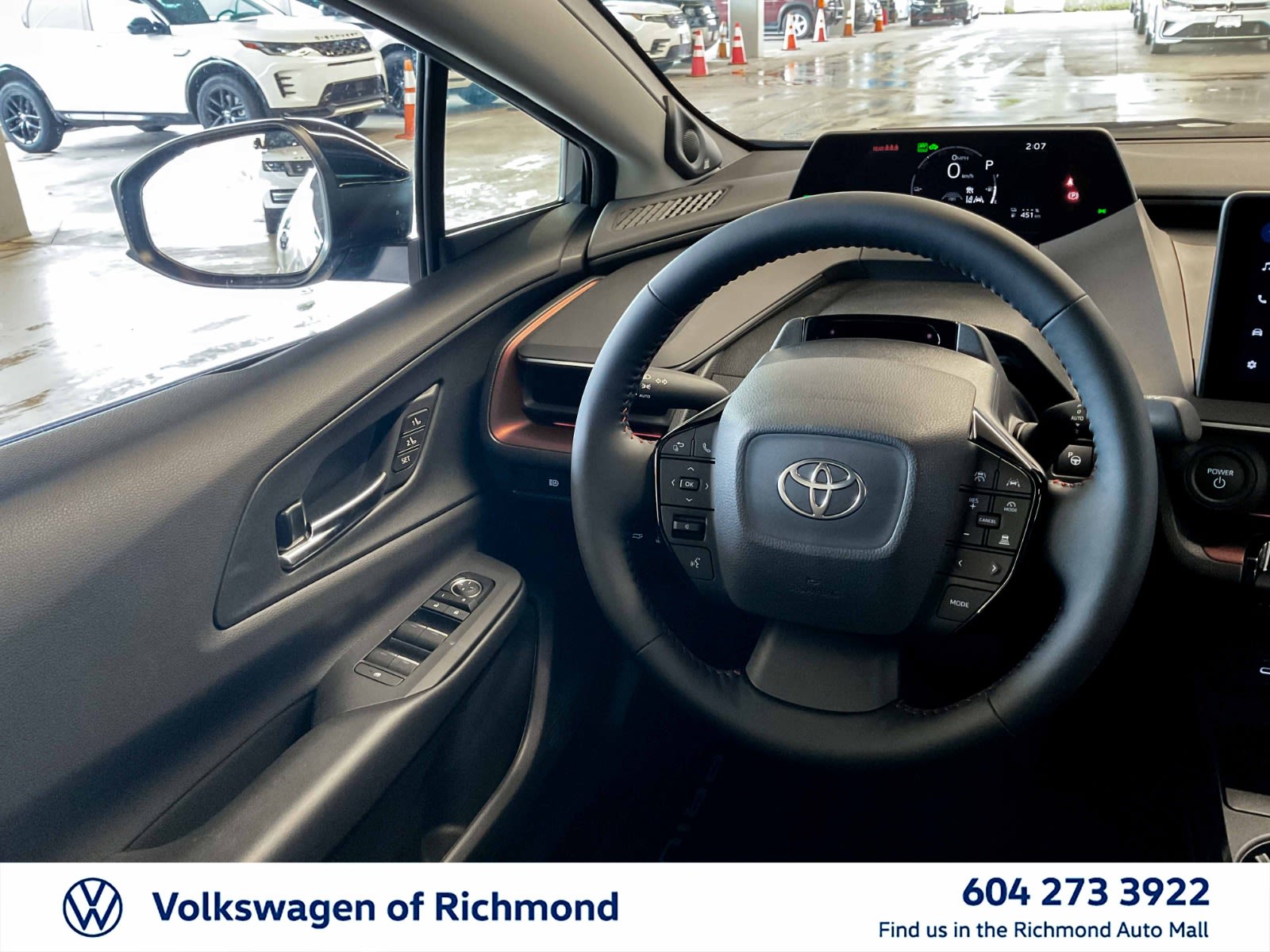 2025 Toyota Prius Plug-In Hybrid XSE, 温哥华, 全款车