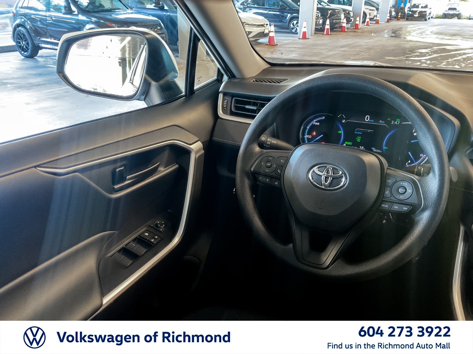 2025 Toyota RAV4 Hybrid LE, Vancouver, Cash