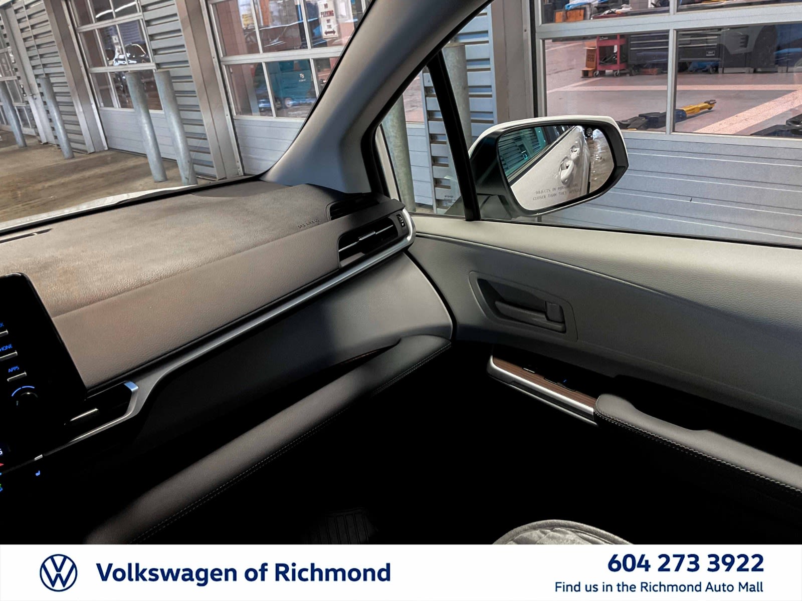 2024 Toyota Sienna LE, 温哥华, 全款车