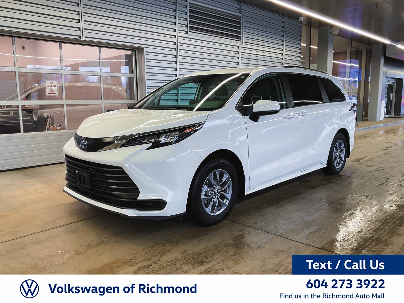 2024 Toyota Sienna LE, 温哥华, 全款车