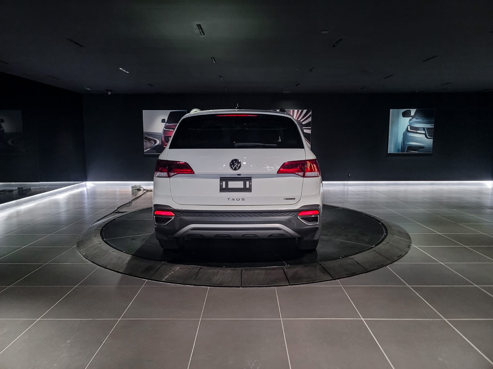 2023 Volkswagen Taos Comfortline, Vancouver, Cash