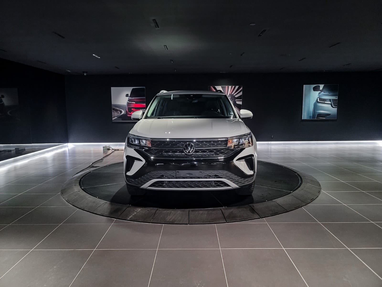 2023 Volkswagen Taos Comfortline, Vancouver, Cash