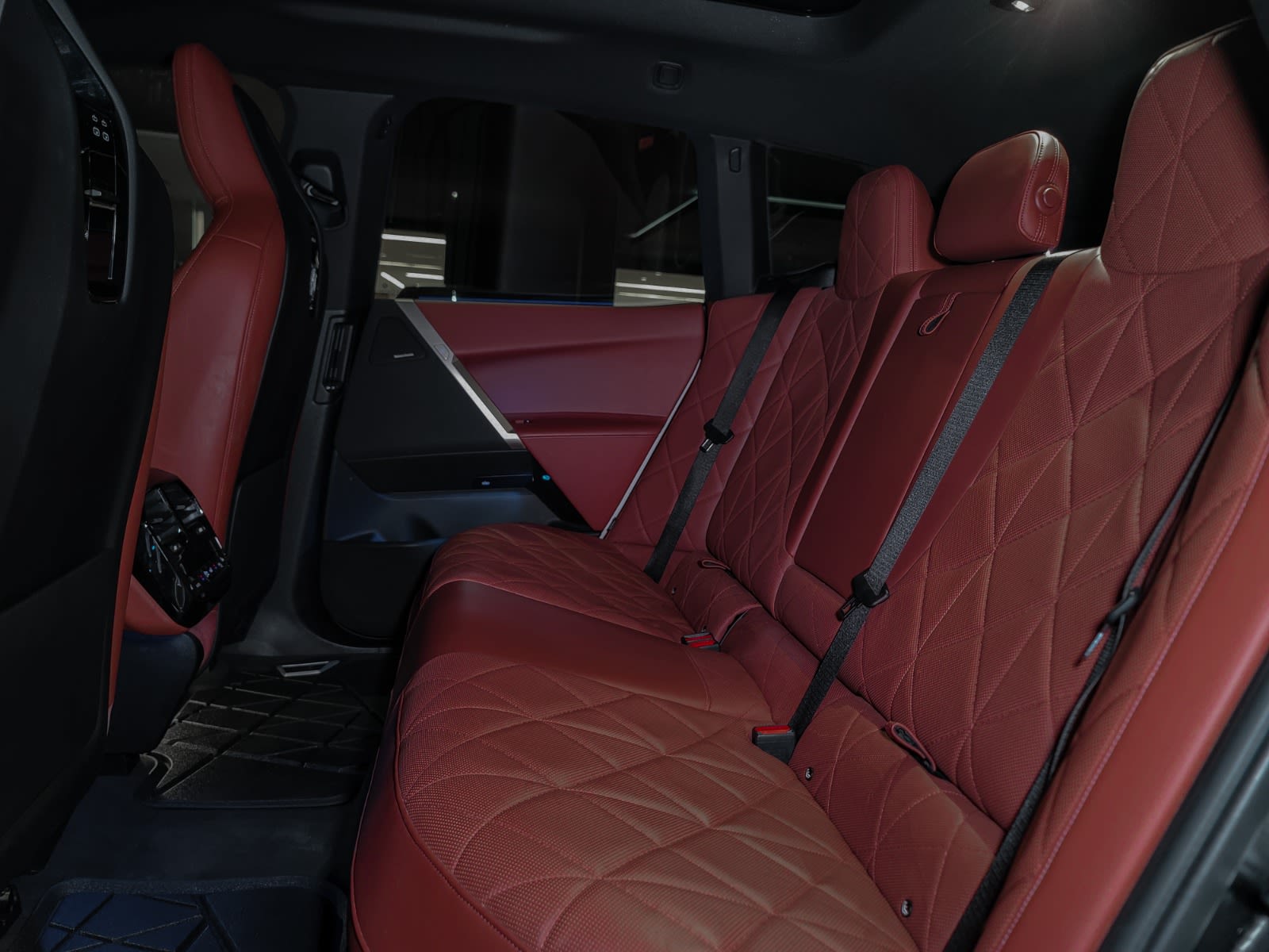 2022 BMW iX xDrive50, 温哥华, 全款车