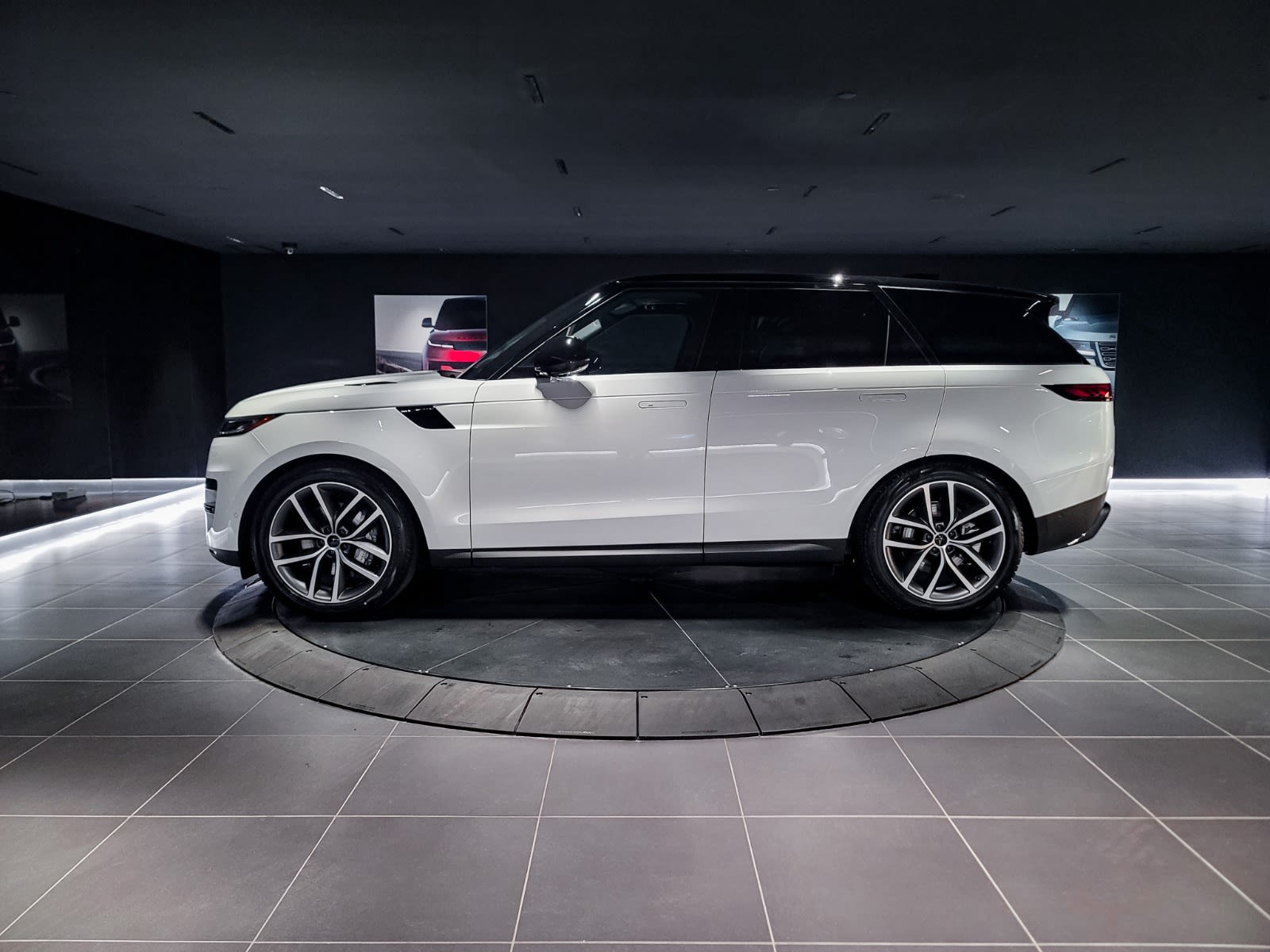 2026 Land Rover Range Rover Sport S, Vancouver, Cash