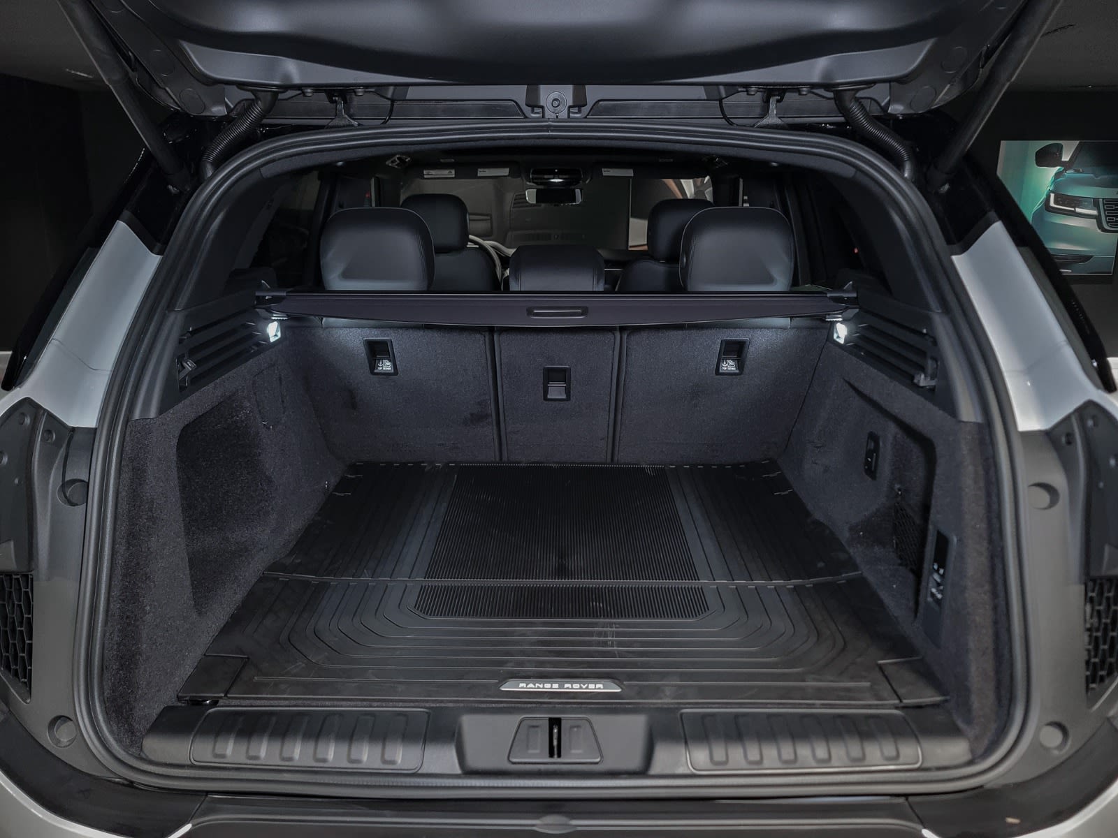 2026 Land Rover Range Rover Sport S, Vancouver, Cash