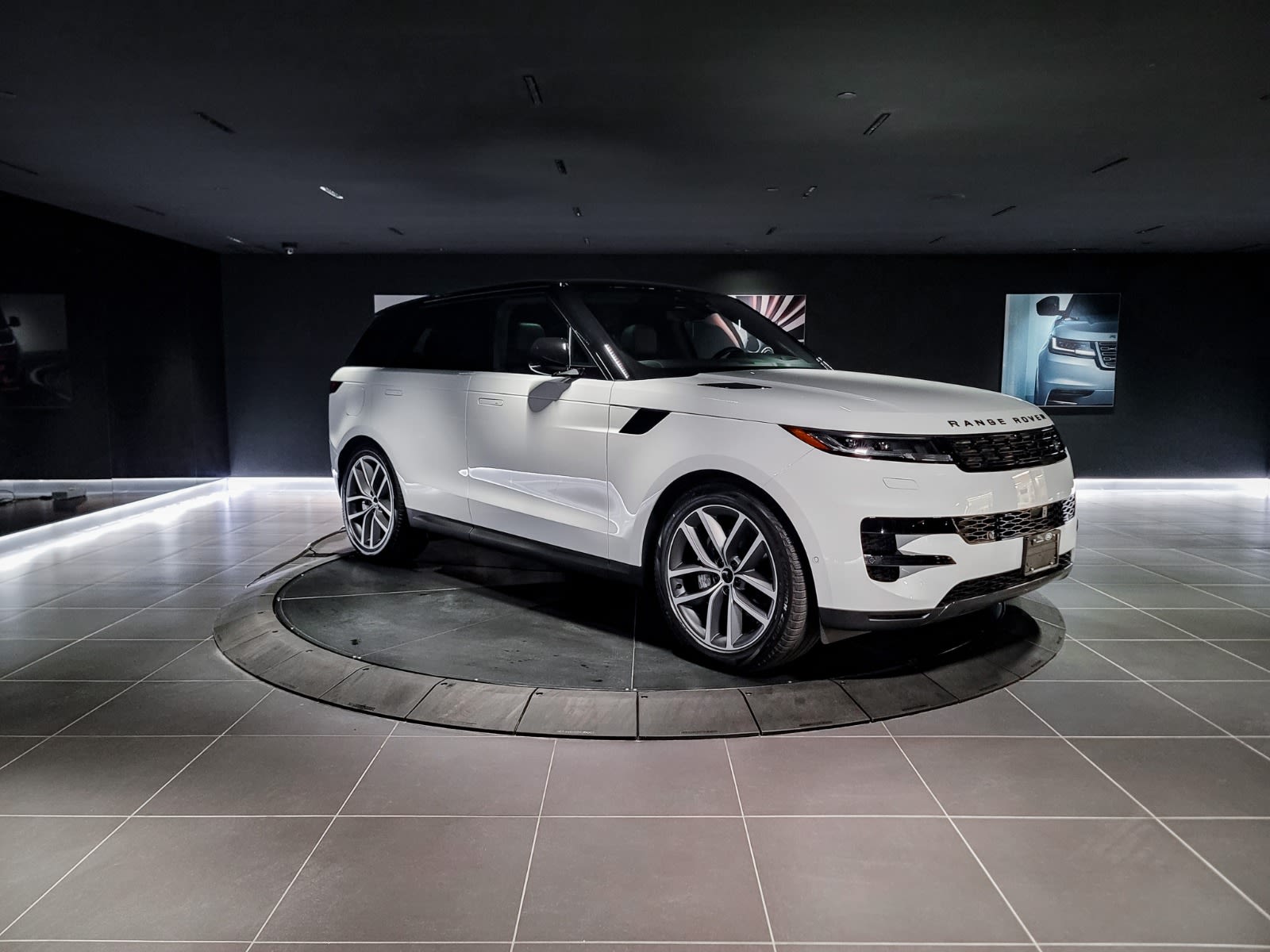 2026 Land Rover Range Rover Sport S, Vancouver, Cash