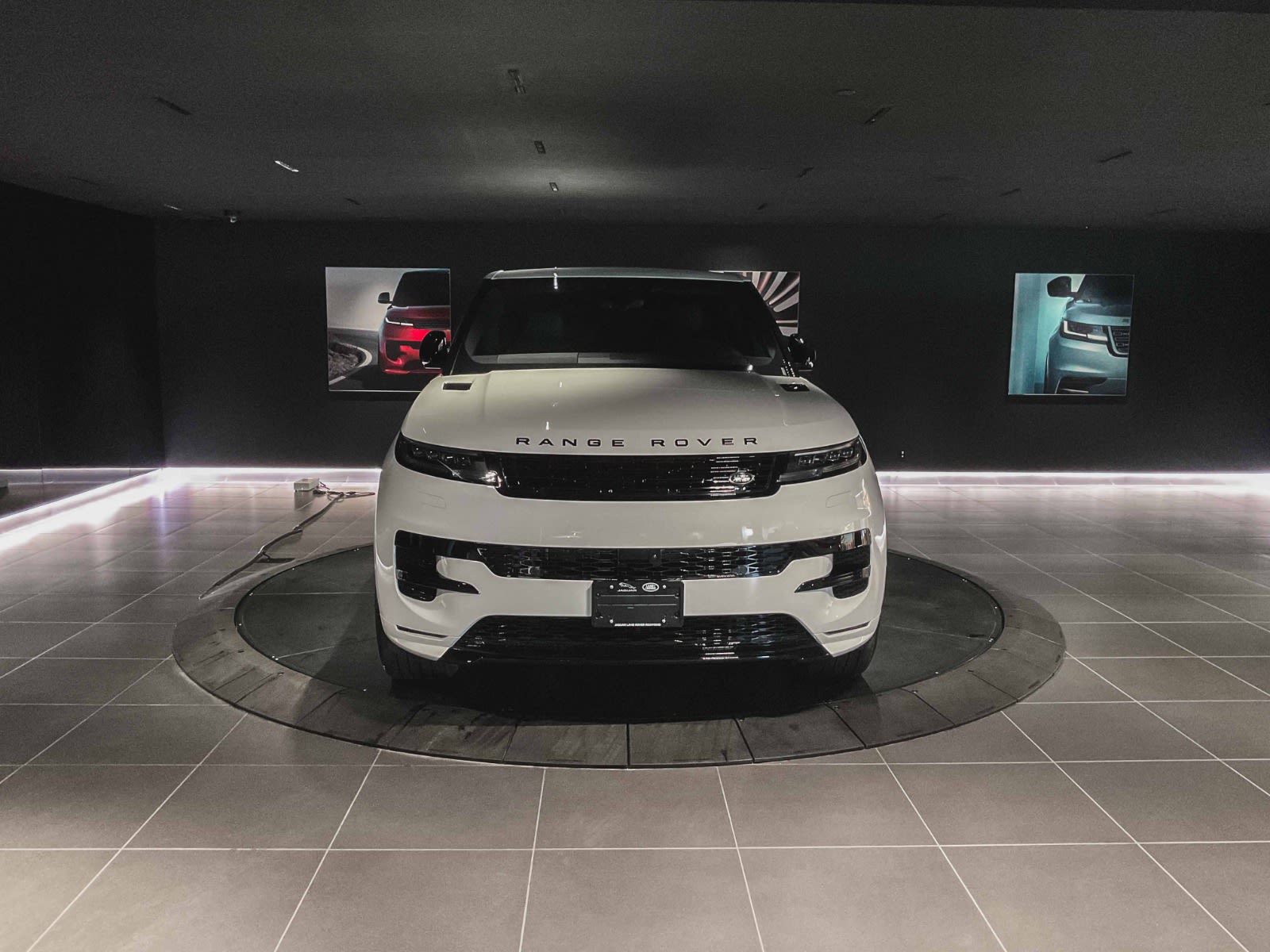 2026 Land Rover Range Rover Sport Dynamic SE, Vancouver, Cash