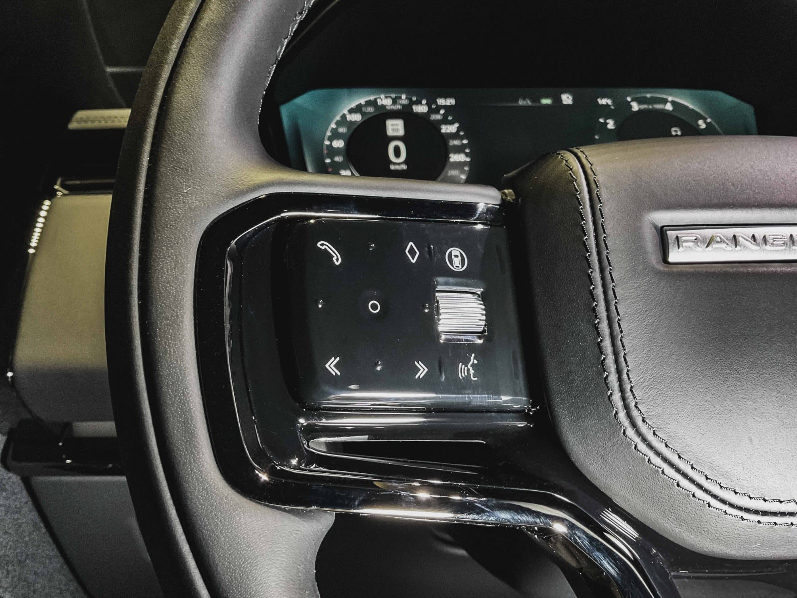 2026 Land Rover Range Rover Sport Dynamic SE, Vancouver, Cash