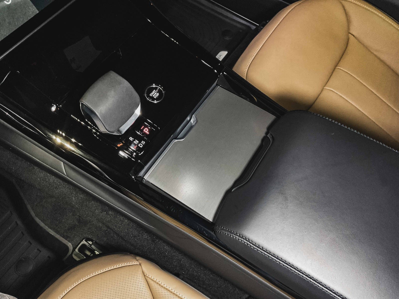 2026 Land Rover Range Rover Sport Dynamic SE, Vancouver, Cash