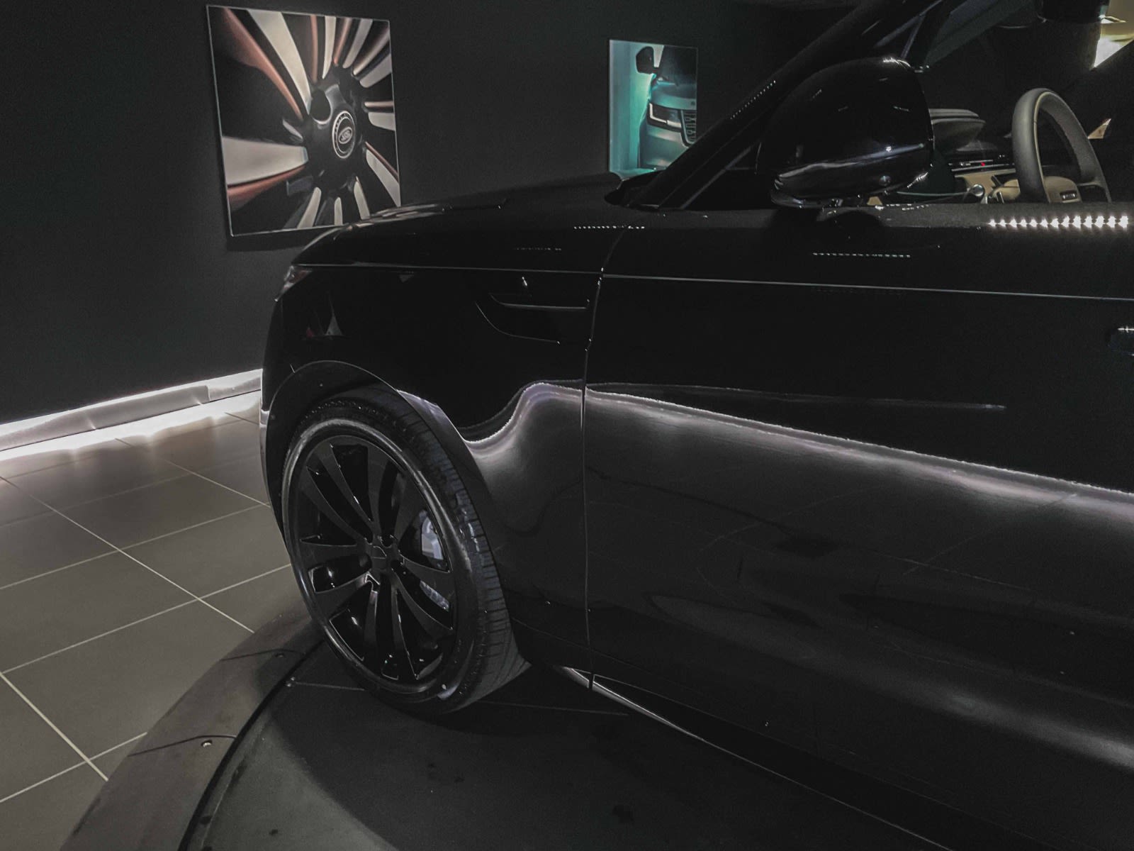 2026 Land Rover Range Rover Sport Dynamic SE, Vancouver, Cash