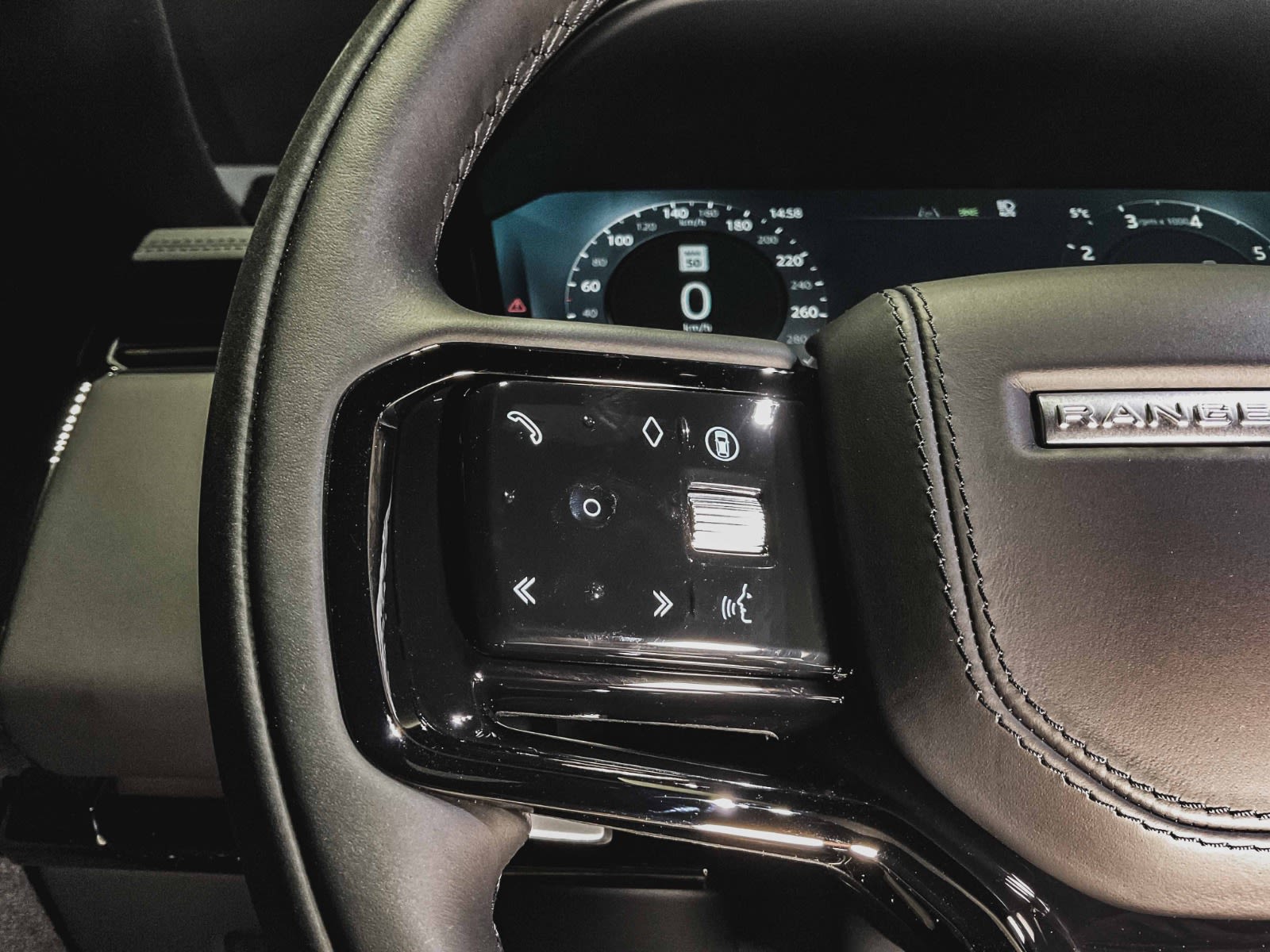 2026 Land Rover Range Rover Sport Dynamic SE, Vancouver, Cash