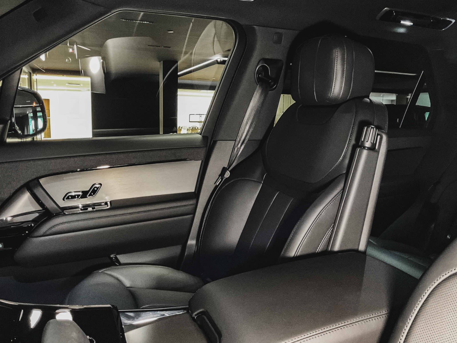 2026 Land Rover Range Rover Sport Dynamic SE, Vancouver, Cash