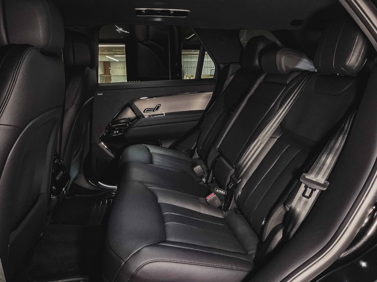 2026 Land Rover Range Rover Sport Dynamic SE, Vancouver, Cash